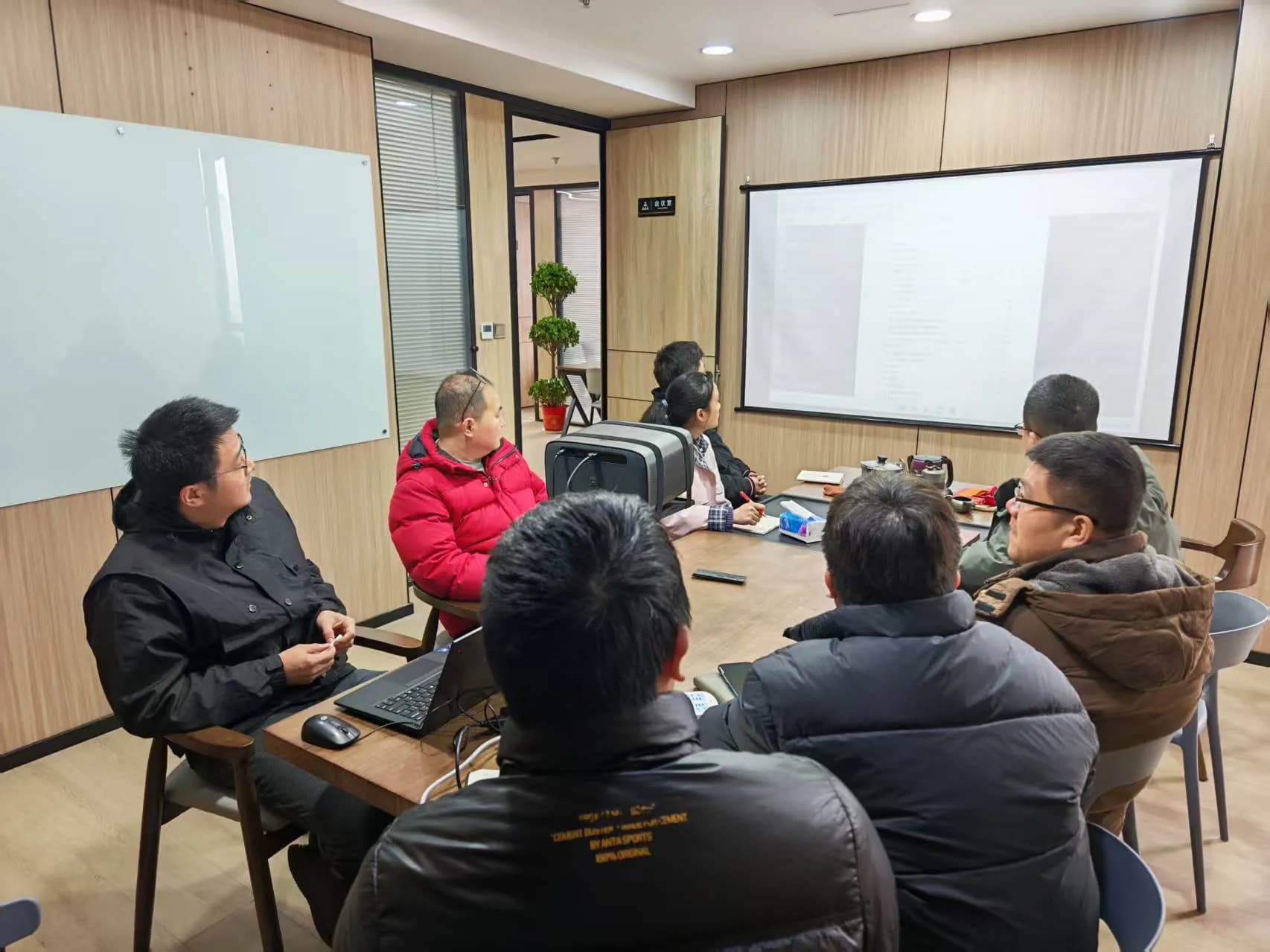 湖北海文工程团队开展项目质量评审会议